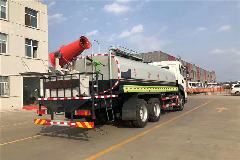 東風(fēng)天龍后八輪20噸噴霧車(chē)，國(guó)六綠化噴灑車(chē)