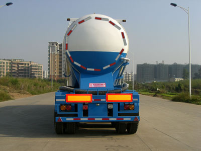 程力威牌CLW9400GFL型粉粒物料運(yùn)輸半掛車