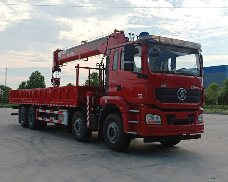程力威牌CLW5316JSQ6SZ型隨車(chē)起重運(yùn)輸車(chē)