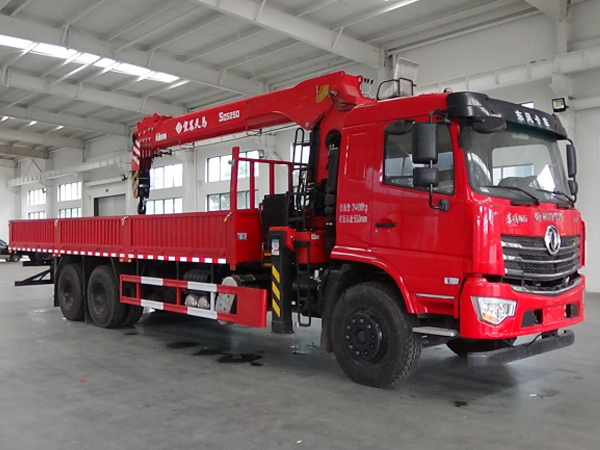 程力威牌CLW5250JSQE6型隨車(chē)起重運(yùn)輸車(chē)
